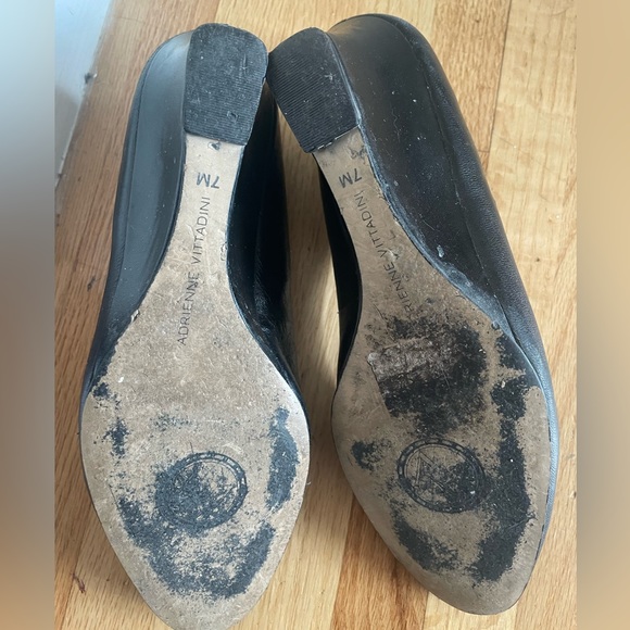 Adrienne Vittadini black wedge shoes, sz 7.5 - Picture 4 of 4